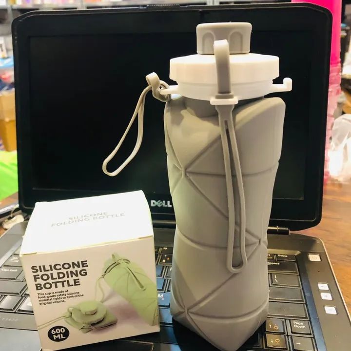 FOLDABLE SILICONE WATER BOTTLE - 600 ML